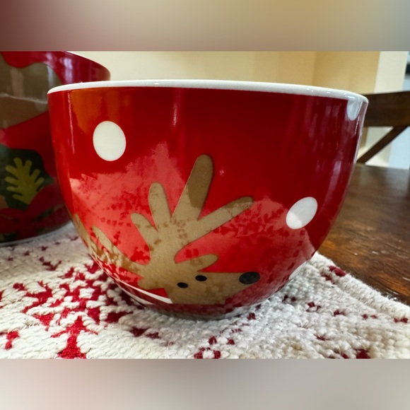 EUC Crate & Barrel Bowls  2018 - Set Of Two - Reindeer Christmas Tree Design - Picture 2 of 8